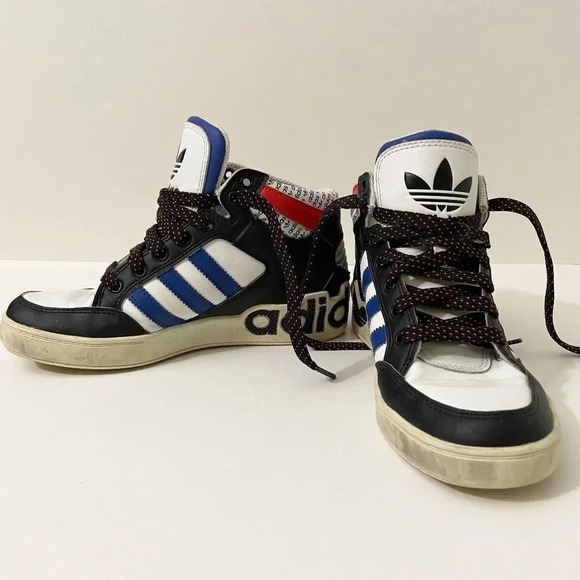 Adidas Hard Court  High J Athletic Sneakers Youth Size 4 - Picture 1 of 16